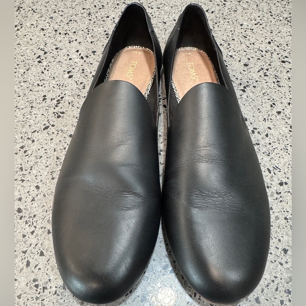 TOMS Women’s Darcy Black Slip-On Shoes